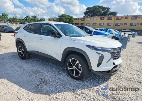 2024 Chevrolet Trax 1Rs z USA, uszkodzony, nr VIN KL77LGE2XRC138677